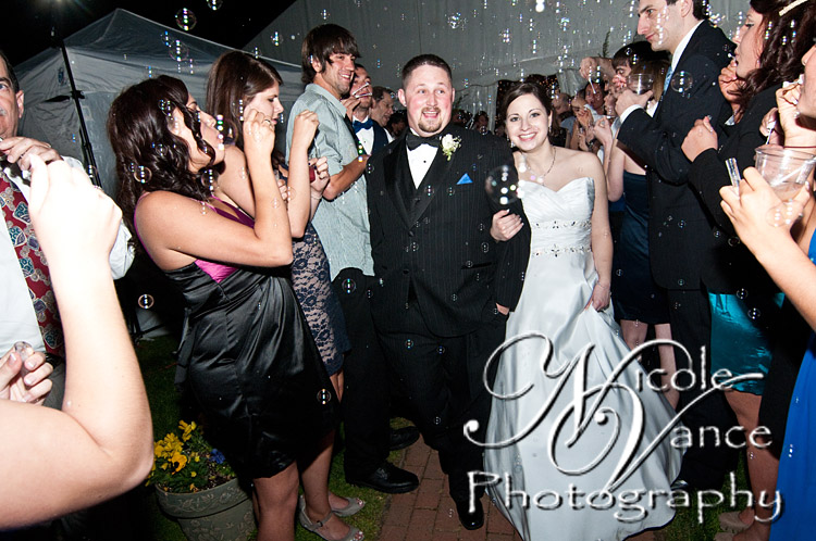 Richmond Wedding Photographer | Wedding Bubbles | Jasmine Plantation