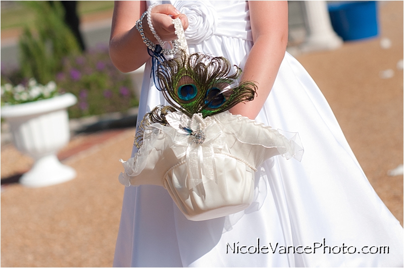 Nicole Vance Photography | Richmond Wedding Photography | New Kent Winery (14)