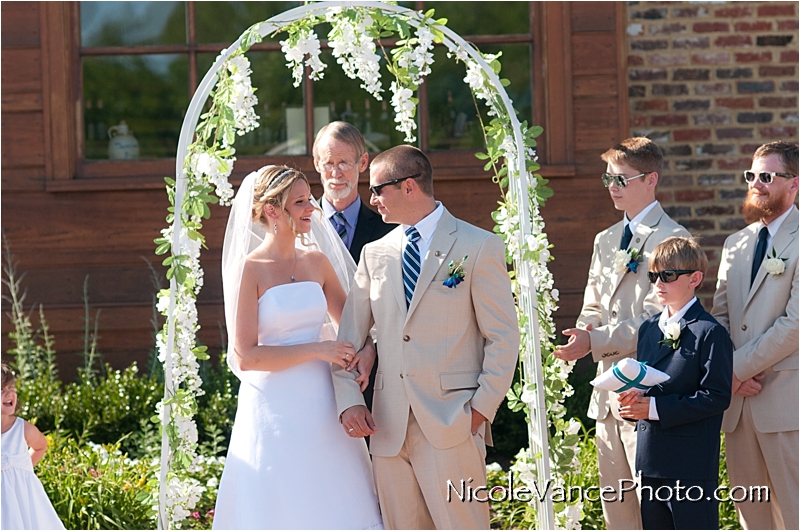 Nicole Vance Photography | Richmond Wedding Photography | New Kent Winery (27)