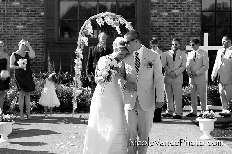 Nicole Vance Photography | Richmond Wedding Photography | New Kent Winery (28)