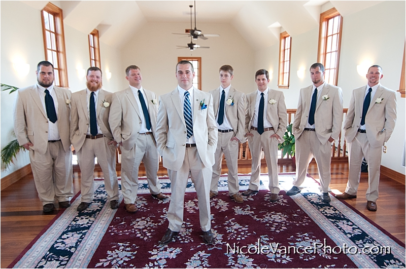 Nicole Vance Photography | Richmond Wedding Photography | New Kent Winery (30)