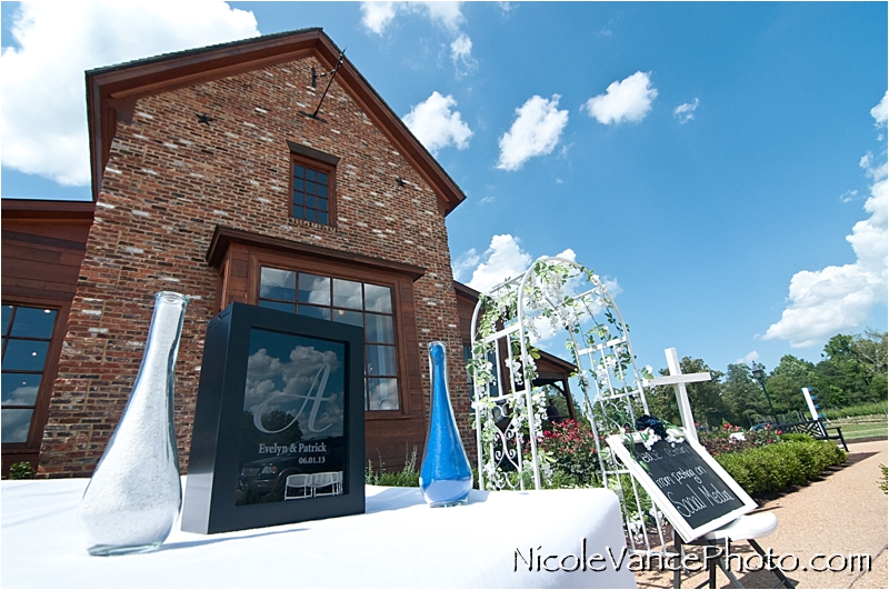 Nicole Vance Photography | Richmond Wedding Photography | New Kent Winery (9)