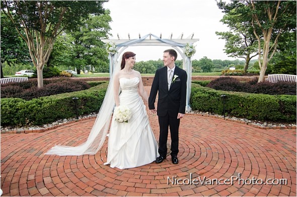 Richmond Weddings, RIchmond Wedding Photography, Wyndham Virginia Crossings Wedding, Nicole Vance Photography, bride & groom, portraits