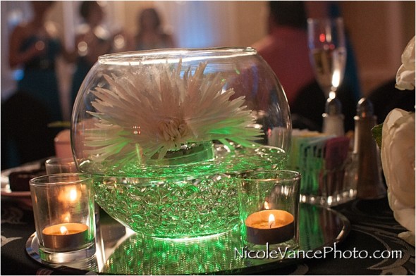 Richmond Weddings, RIchmond Wedding Photography, Wyndham Virginia Crossings Wedding, Nicole Vance Photography, glowing centerpieces, reception