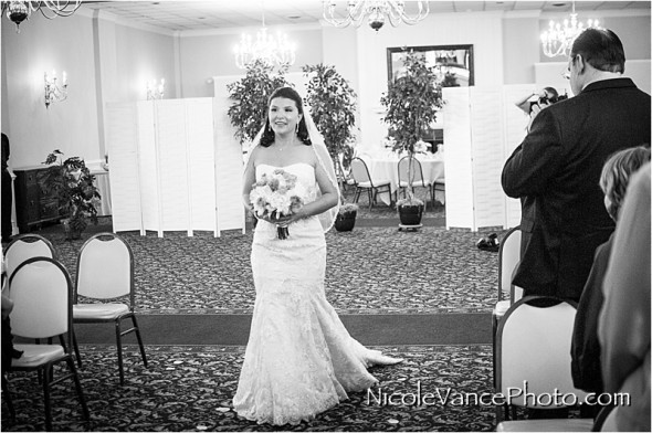 RIchmond Weddings, Jefferson Lakeside Country Club Wedding, Richmond Wedding Photographer, Nicole Vance Photography, ceremony,