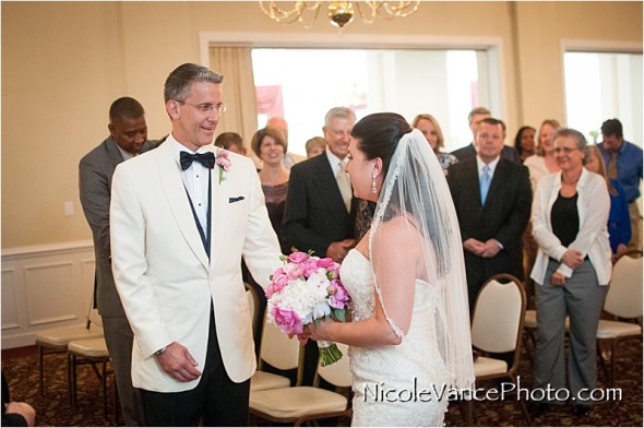 RIchmond Weddings, Jefferson Lakeside Country Club Wedding, Richmond Wedding Photographer, Nicole Vance Photography, ceremony,