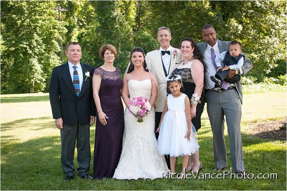 RIchmond Weddings, Jefferson Lakeside Country Club Wedding, Richmond Wedding Photographer, Nicole Vance Photography, couple photos, happily ever after