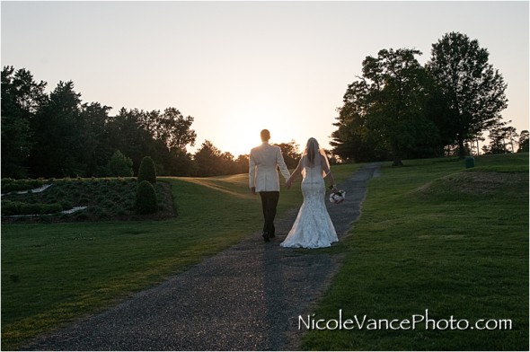 RIchmond Weddings, Jefferson Lakeside Country Club Wedding, Richmond Wedding Photographer, Nicole Vance Photography, couple photos, happily ever after