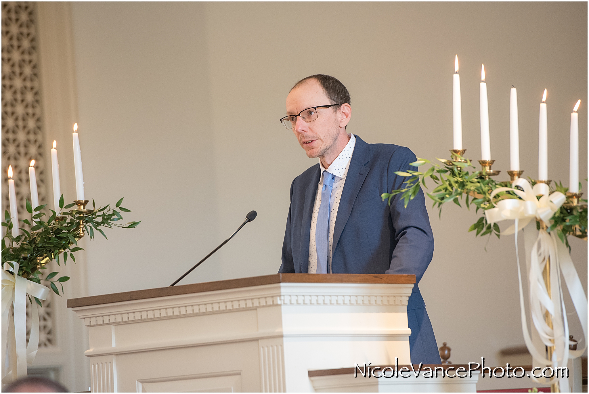 Wedding ceremony at Crestwood Presbyterian Church in Richmond VA